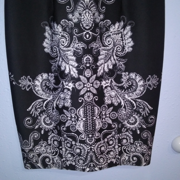 B / W Sheath Printed Design Dress 6 Liz Claiborne - Picture 7 of 8